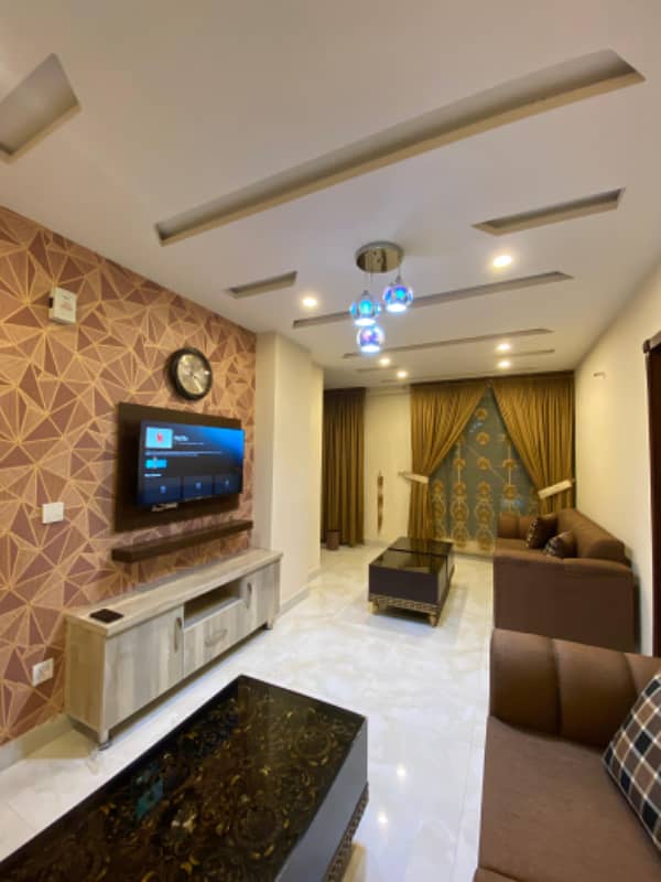 Modern & Comfy 1BR Apartment | Bahria Town Lahore 3