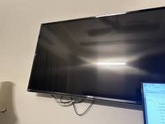 New 43" LG Smart TV original with remote and wall mount