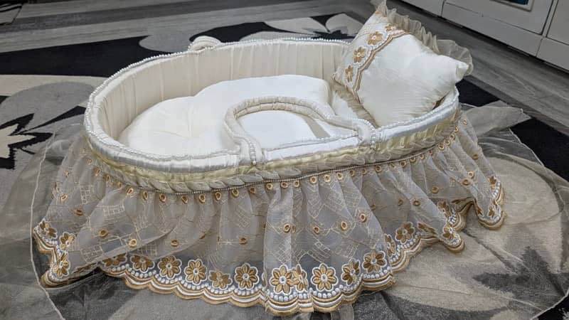 baby bassinet bed for sale in karachi 1