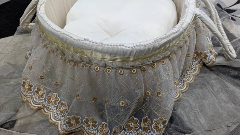 baby bassinet bed for sale in karachi 3