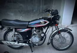 Honda CG 125, 2015 model, black colour