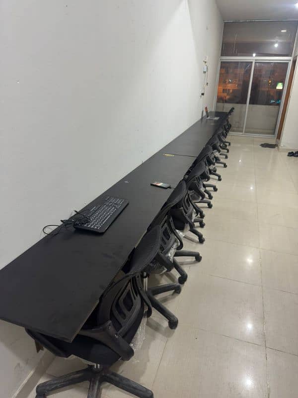 brand new25x sitting capacity table with 15xbrand new chairs 3