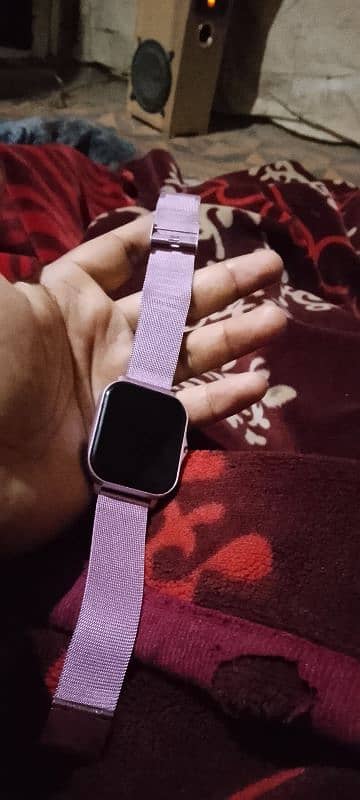 Smart Watch / New Condition Only On 2000 Rs 3