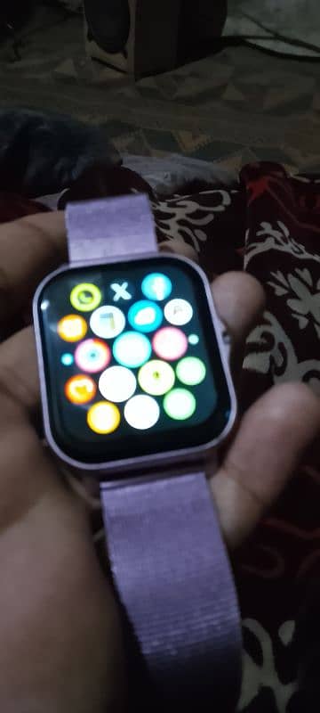 Smart Watch / New Condition Only On 2000 Rs 4