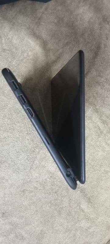 Dell laptop latitude 3189 2