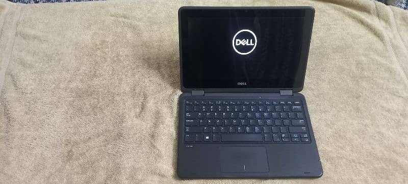 Dell laptop latitude 3189 4