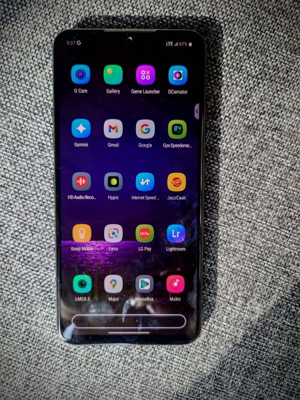 LG G8x Thing Water pack 3