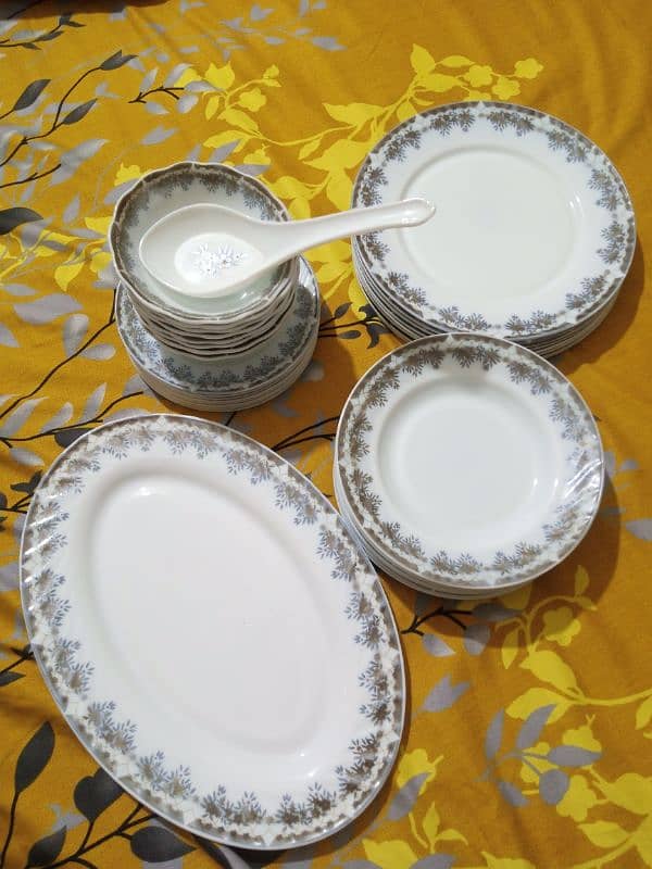 kitchen crockery small dinner set, tea set,water set 1