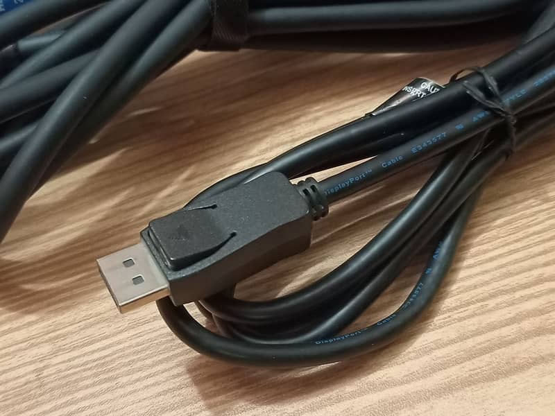 GENUINE BRANDED DISPLAY CORDS VGA-DP-HDMI CABLES/CONNECTORS!!!! 8