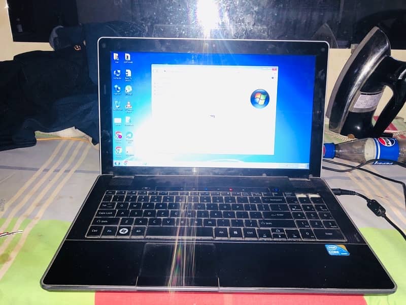 Toshiba Laptop 2