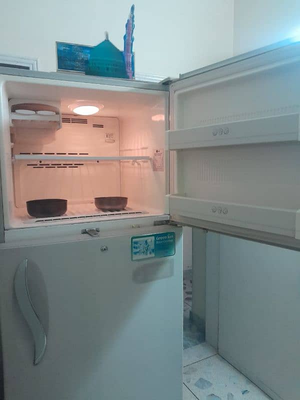 LG fridge made by koera ha  0300 2303256 4