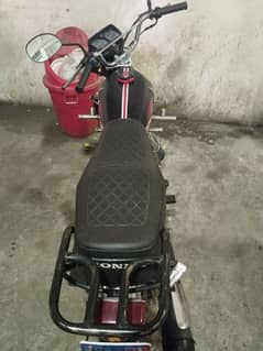 Brand New Honda 125 for sale, Condition 10/10,one hand used