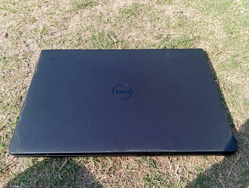 Dell inspiron 15 3000 core i3 1