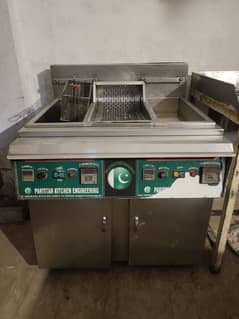 Double feryer machine & breading table