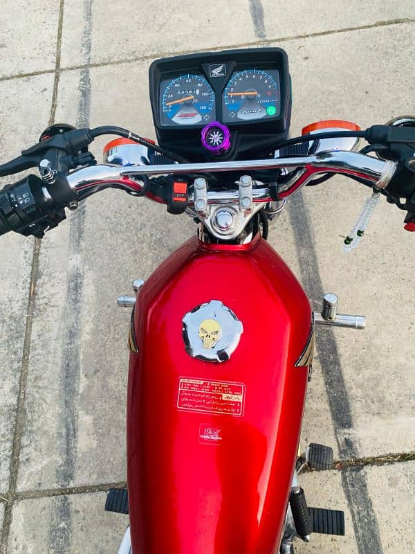 Honda Silver 125cc 6