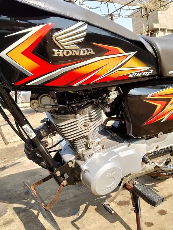 honda Cg 125 2021 karachi number 3