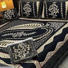 4 PC's velvet jacquard embroidered double bedsheets