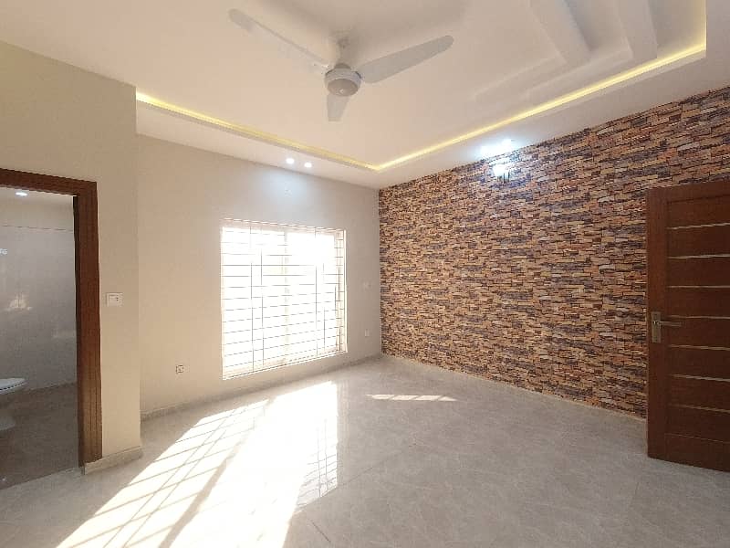 FOR SALE Stunning 10 Marla Brand New House In Bahria Town Phase 8 Block L Rawalpindi 6