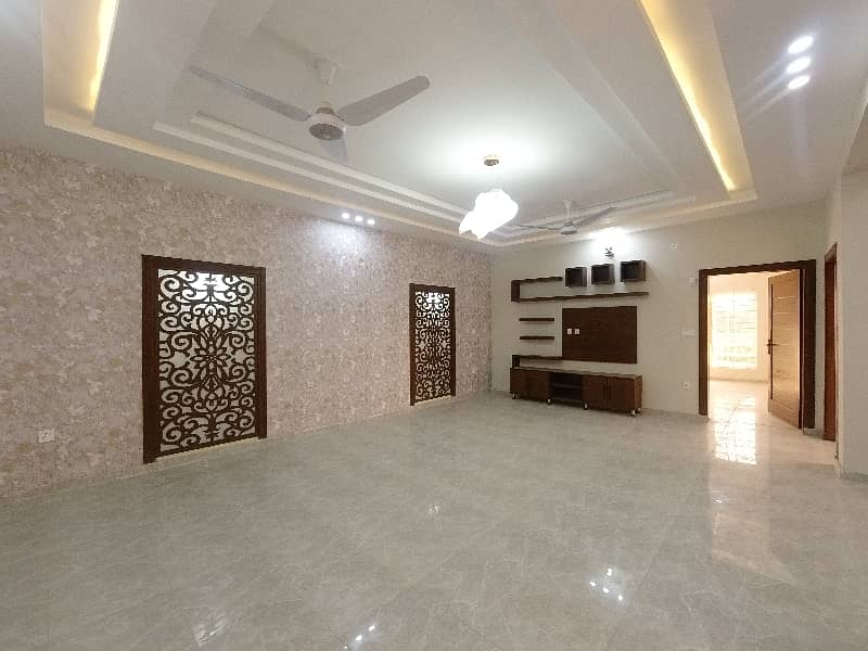 FOR SALE Stunning 10 Marla Brand New House In Bahria Town Phase 8 Block L Rawalpindi 13