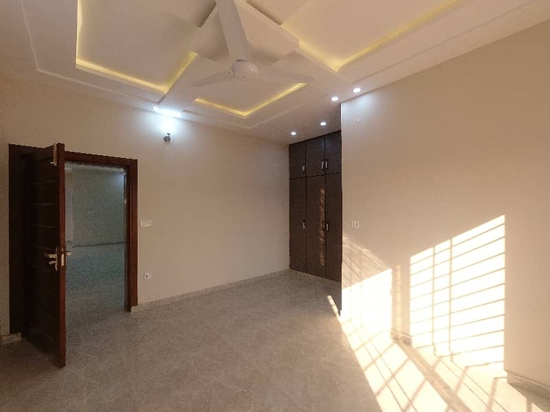 FOR SALE Stunning 10 Marla Brand New House In Bahria Town Phase 8 Block L Rawalpindi 18