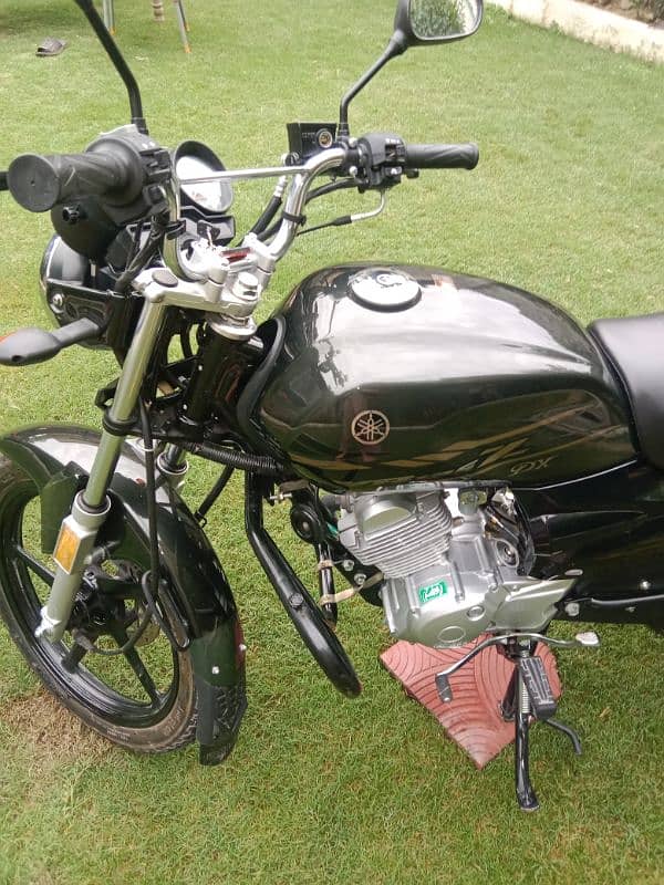 YAMAHA 4