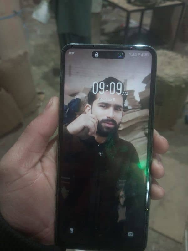 infinix hot 40 pro with box charger 0