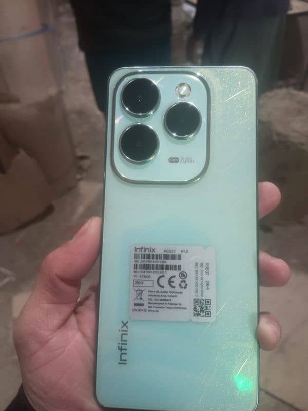 infinix hot 40 pro with box charger 1