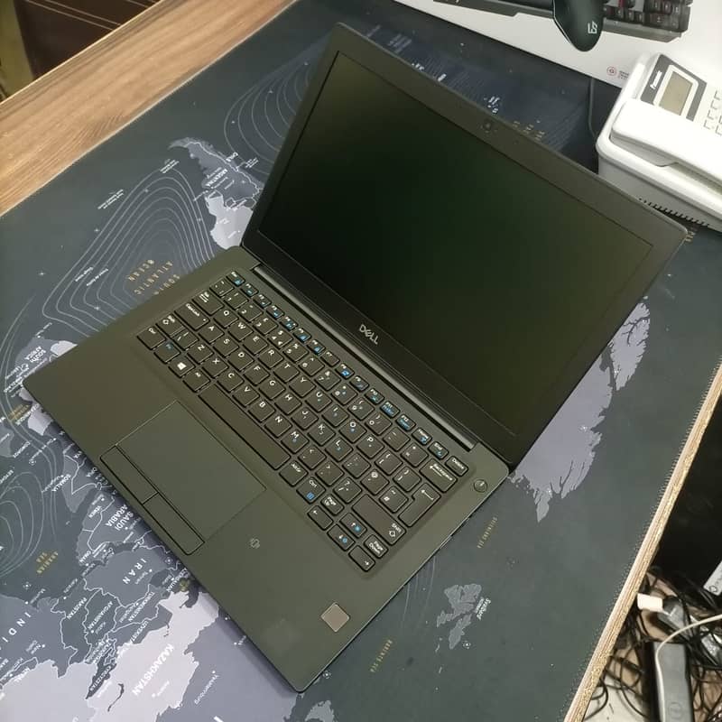 Dell Latitude 7290 Core i7 8th Generation 8GB Ram 256GB SSD 7