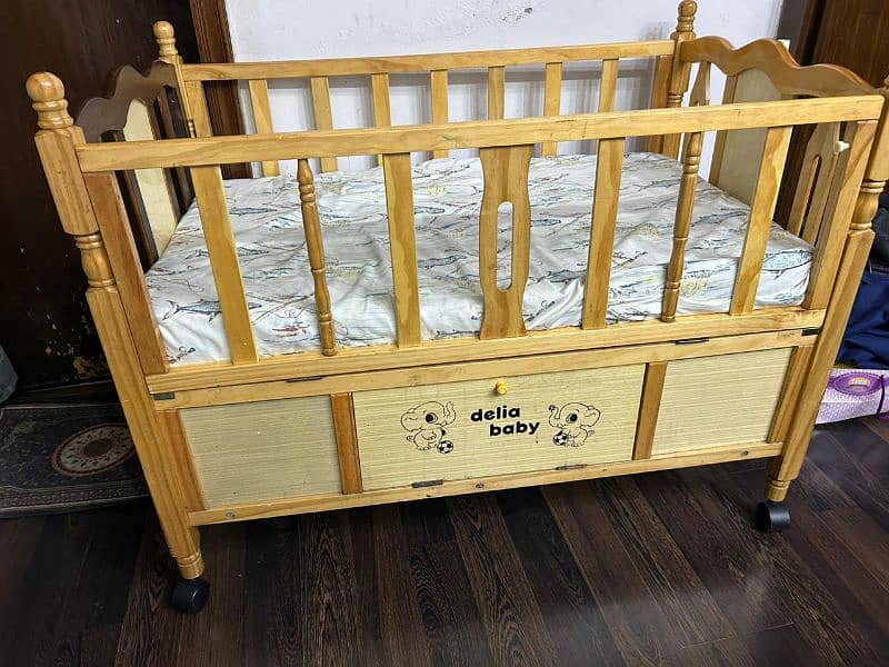 Baby cot with mattress 0