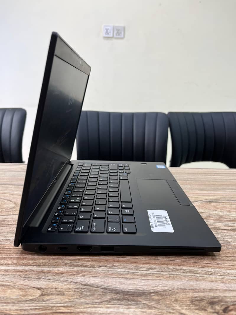 Dell Latitude 7490 - Core i5 (8th Gen), 8GB RAM, 256GB SSD Laptop 1