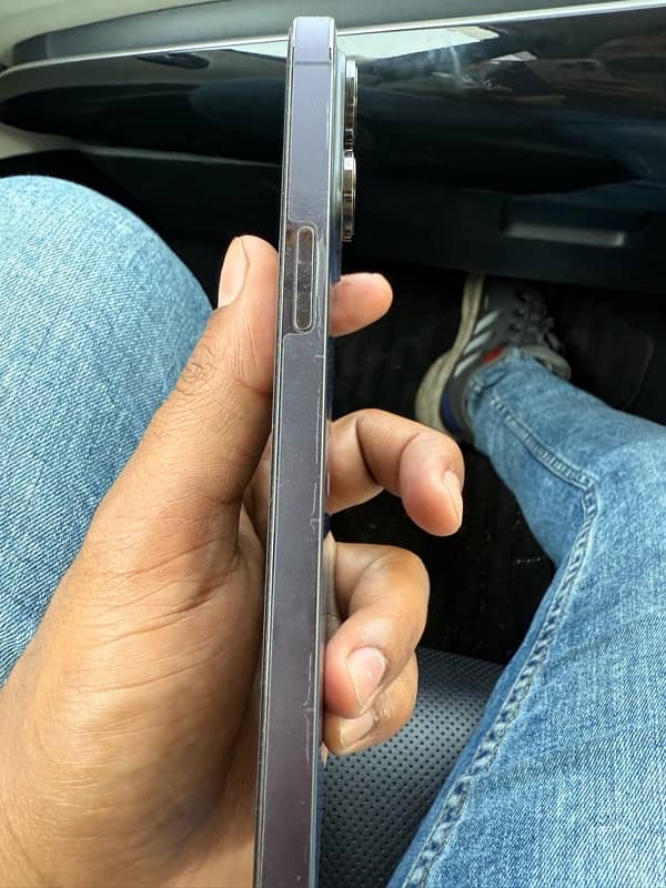 Iphone 14pro max 256gb pta approved 5