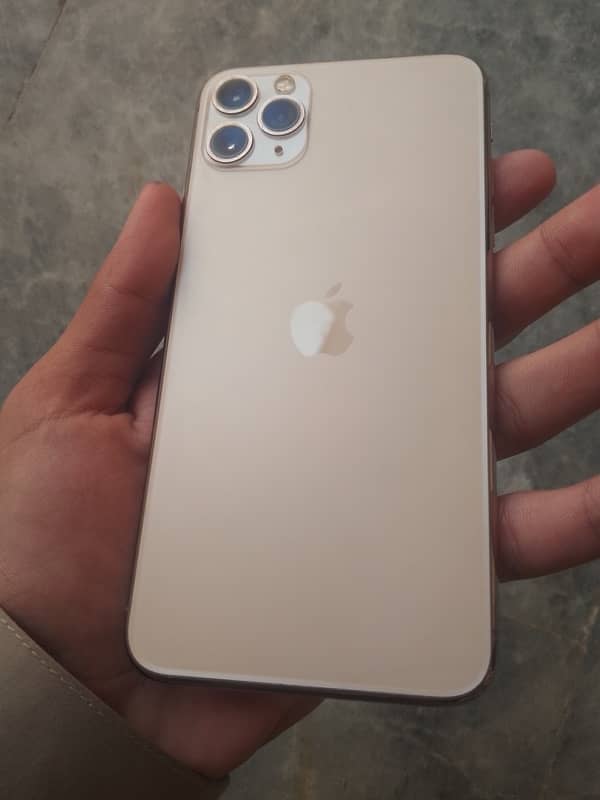 iphone 11 pro max 3