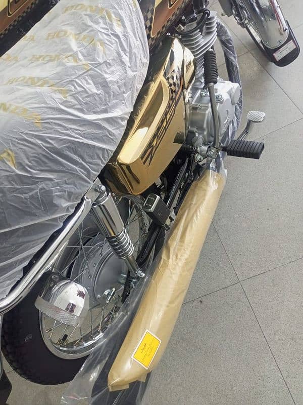 Honda 125 Gold Edition 2025 Model Read add carefully 1