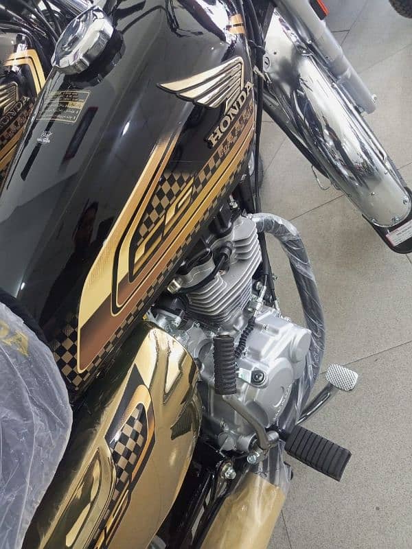 Honda 125 Gold Edition 2025 Model Read add carefully 2