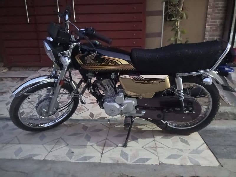 Honda 125 Gold Edition 2025 Model Read add carefully 12