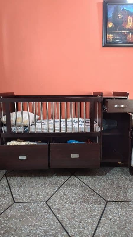 Baby Cot/ Baby Crib/ Cot with drawer/cabinet 0