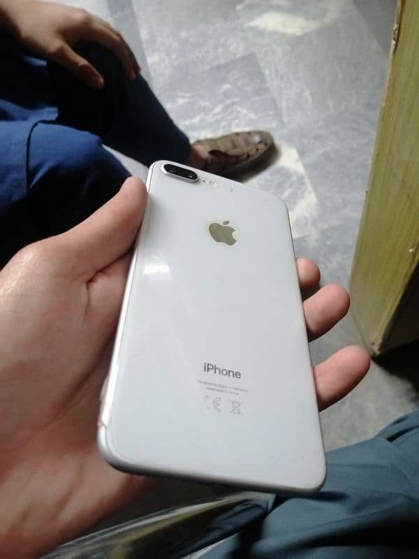 Iphone 8 plus PTA proved 64gb 3