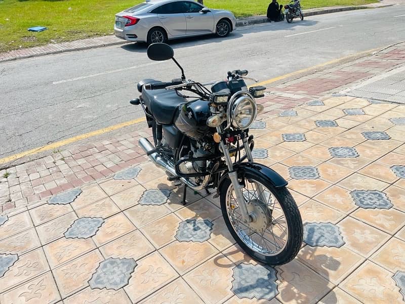 Suzuki GS 150 4