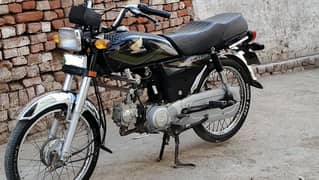 Honda CD70 2019 Model - Great Condition, Ready to Ride