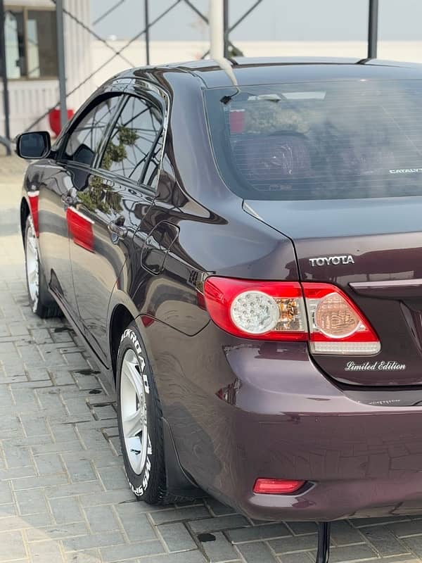 Toyota Corolla GLI 2014 12