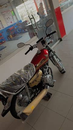 Honda 125 Gold Edition 2025 100Km Drive Only