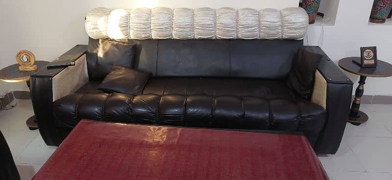 5 seater sofa set and Centre table 2