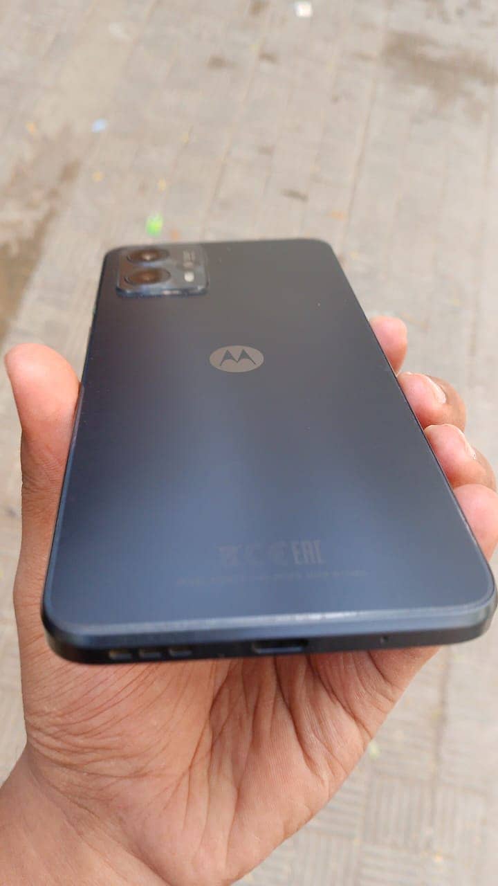 Motorola Moto G13 6