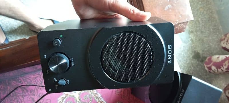 Sony 2.1 Speakers 3