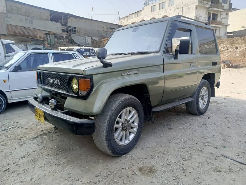 Toyota Land Cruiser jeep 1987 11