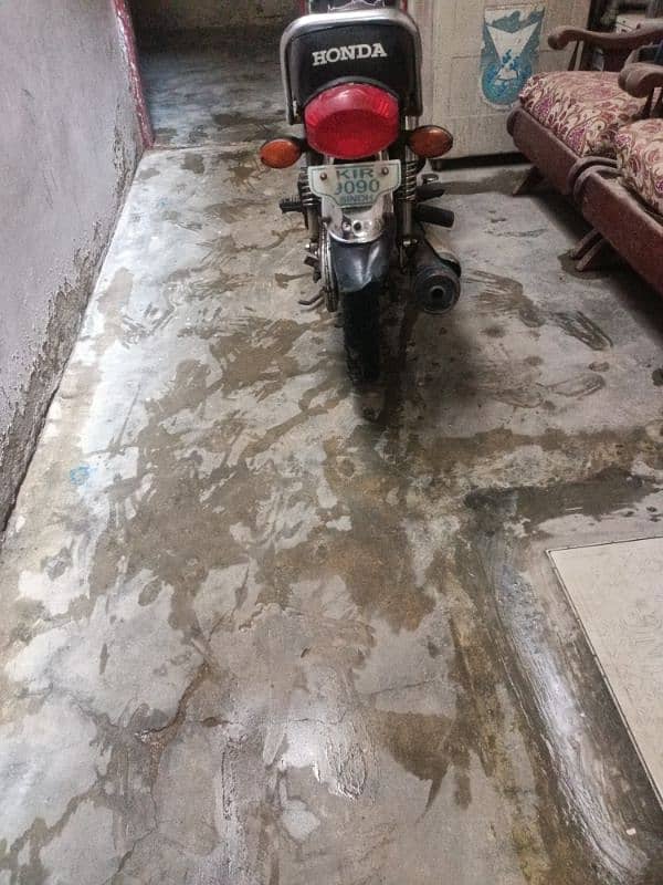 Honda cg125 very good condition 4