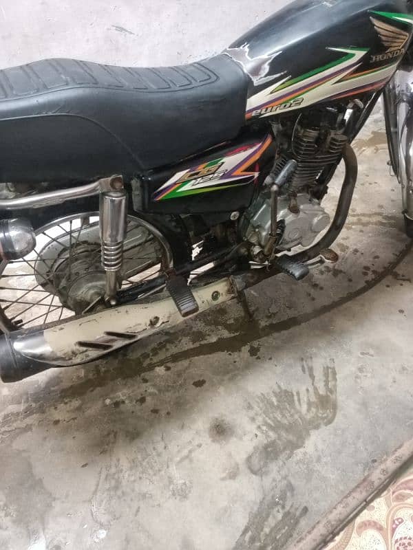 Honda cg125 very good condition 6