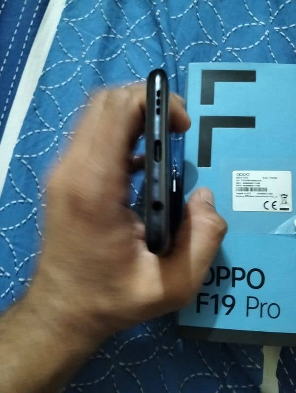 F19 pro 8gb 128 condition 10/10 6