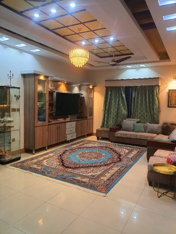 Get Your Hands On Flat In Karachi Best Area 1