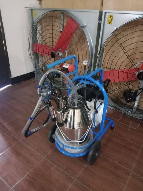 Milking machines stock for sale - Dairy farm equipments - Dairy fans 1